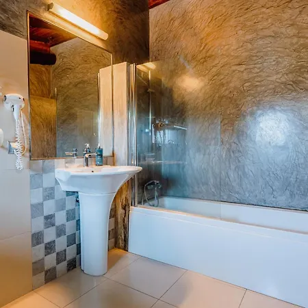 Casa Lata - E Enoturismo Agroturismo *